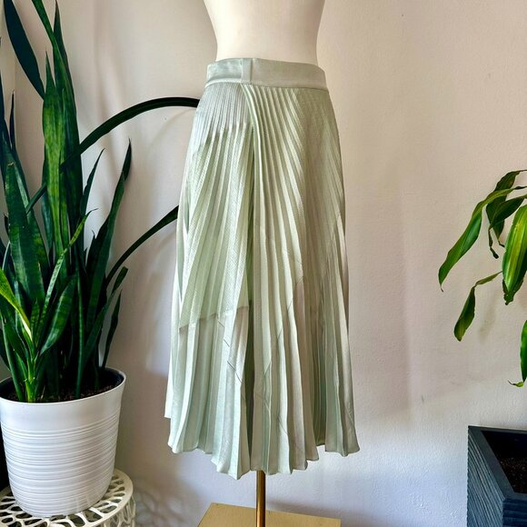 $438 Vince pleated satin midi skirt 2 silvery seafoam green with pockets - Picture 3 of 12